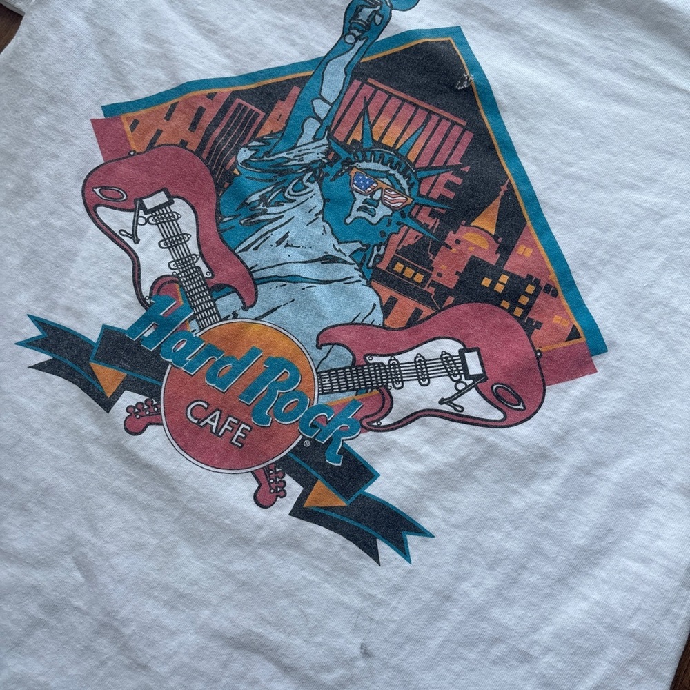 Vintage 90s Hard Rock Cafe New York graphic tee - Picture 5 of 8